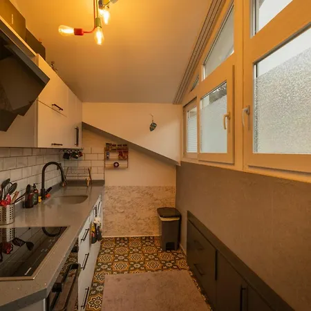 Deniz Loft *